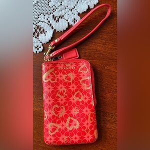 Coach Waverly Hearts mini wristlet coated canvas leather strap and hangtag